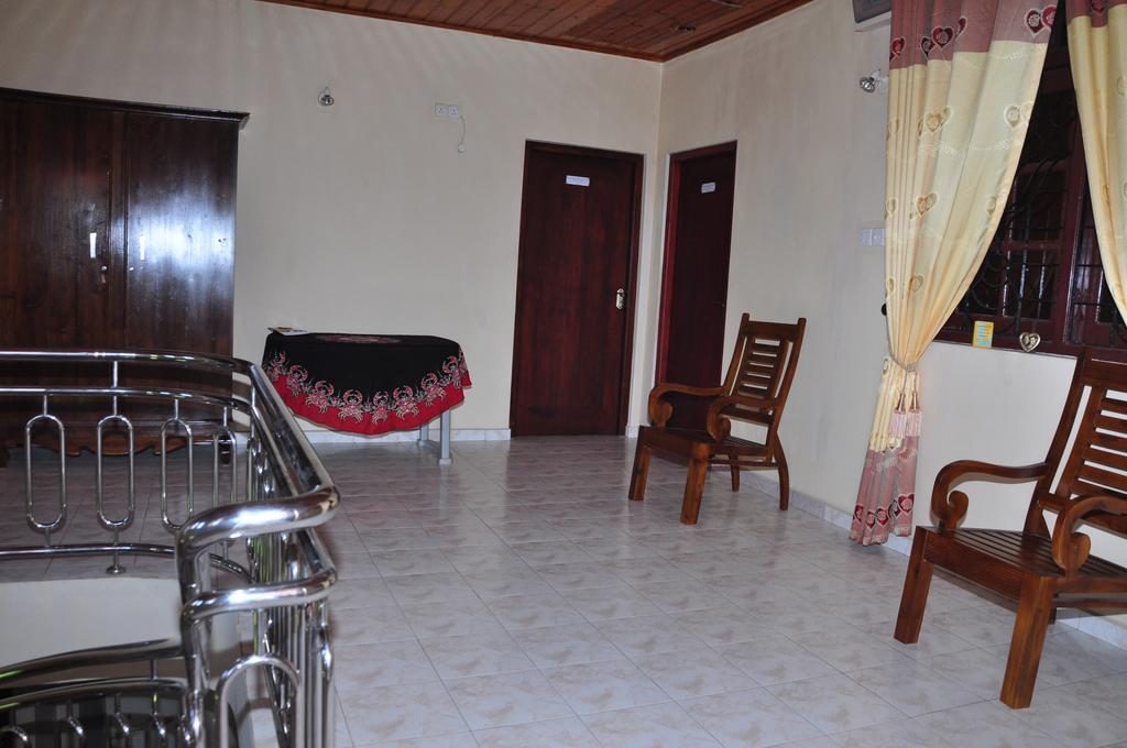 Sugandi Inn Kochchikade Zewnętrze zdjęcie