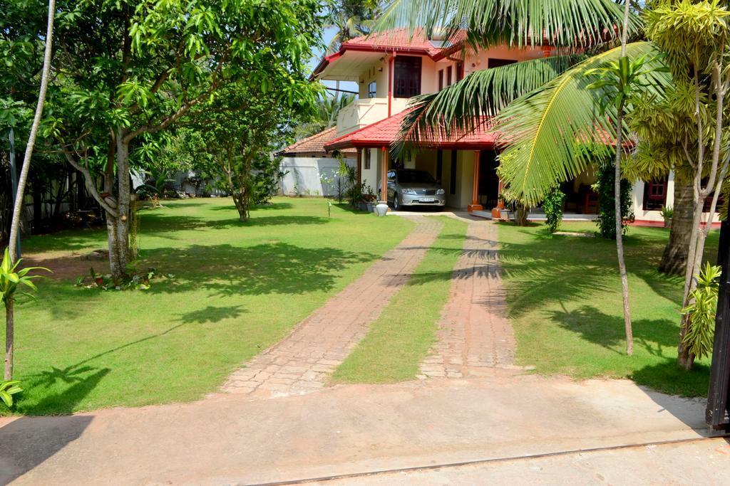 Sugandi Inn Kochchikade Zewnętrze zdjęcie